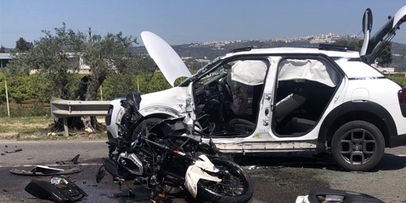 Auto vs moto: scontro violento alle porte di Palagiano