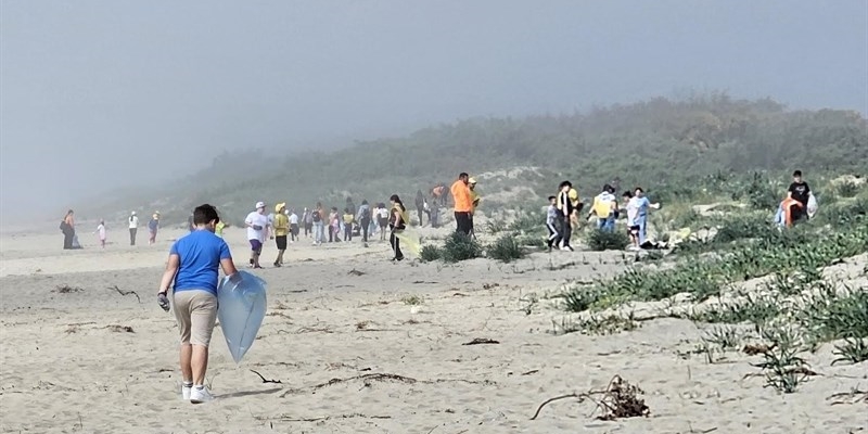 Mobilitazione a Chiatona per la tutela del litorale e delle dune