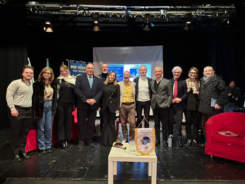 La mente che guarisce: il Rotary a teatro