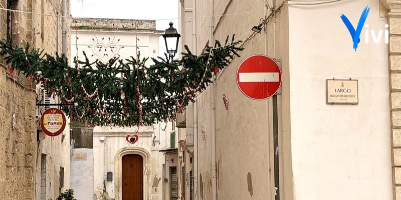San Valentino tra i vicoli: rivive la storia di Petronilla