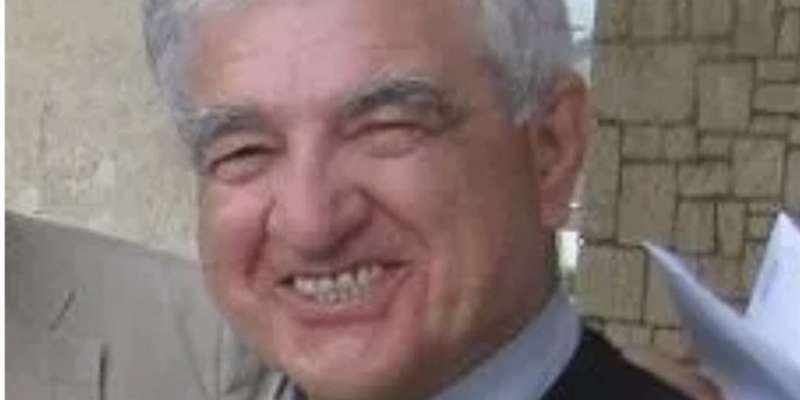 Laterza riabbraccia don Egidio Casarola per il suo giubileo sacerdotale