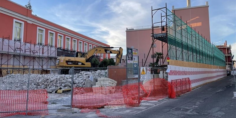 I lavori nella scuola per l’infanzia "Cappuccetto Rosso" I lavori nella scuola per l’infanzia "Cappuccetto Rosso"