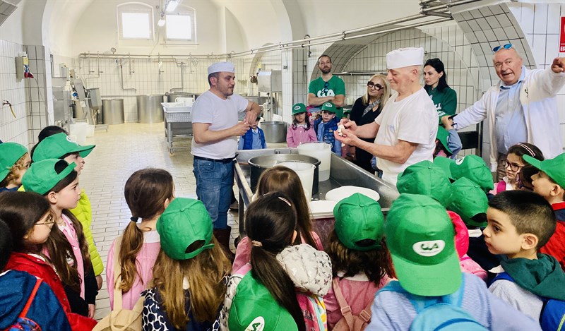 Latte e derivati, dal pascolo al piatto: prosegue “Scuola in Fattoria”