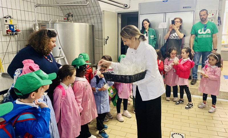 Latte e derivati, dal pascolo al piatto: prosegue “Scuola in Fattoria”