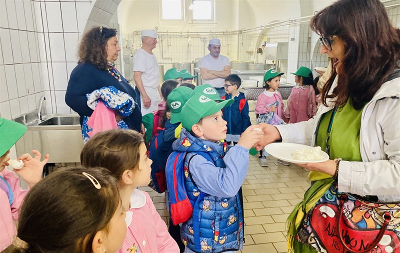 Latte e derivati, dal pascolo al piatto: prosegue “Scuola in Fattoria”