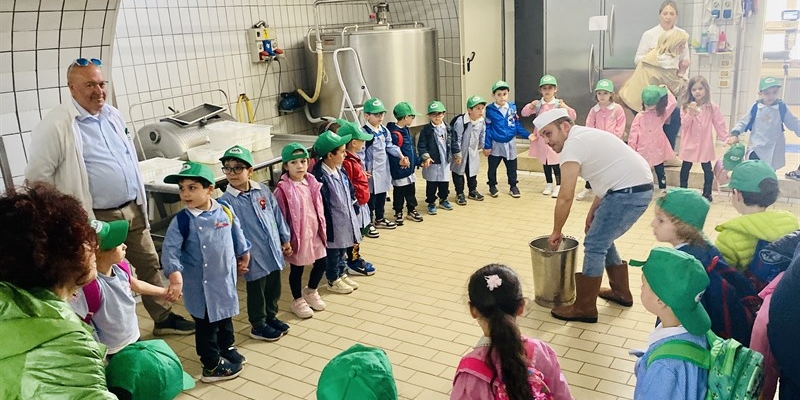 Latte e derivati, dal pascolo al piatto: prosegue “Scuola in Fattoria”