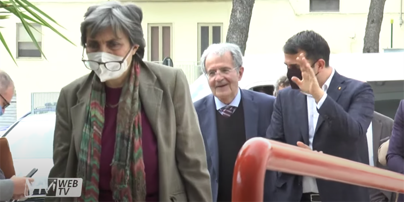 È morta Flavia Franzoni, moglie di Romano Prodi: un anno fa a Castellaneta con l'ex premier