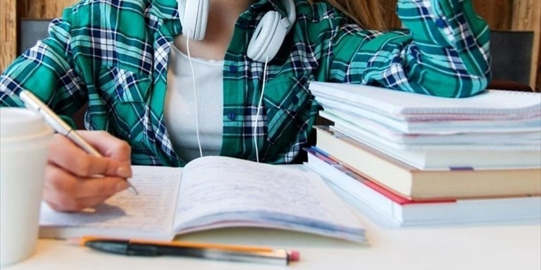 Studenti Studenti