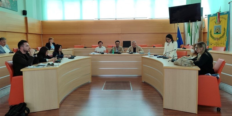 Sala consiliare Comune di Ginosa Sala consiliare Comune di Ginosa