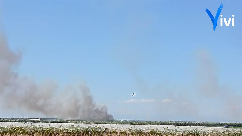 Fiamme in contrada Gaudella: canadair in azione