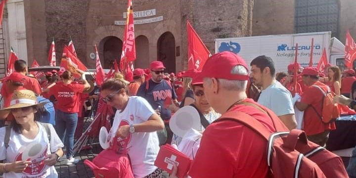 Cgil in piazza Cgil in piazza