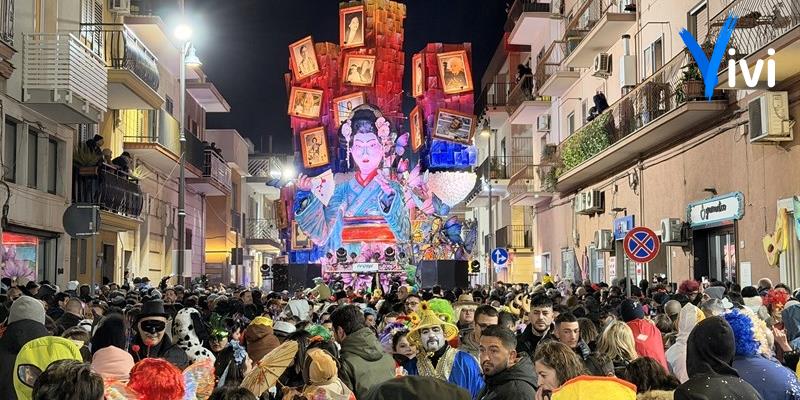 Carnevale, il gran finale: oggi la seconda sfilata dei giganti in cartapesta
