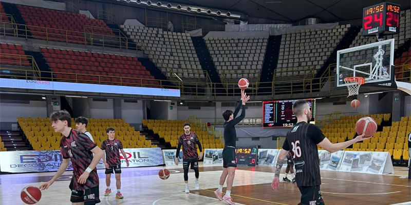 Trasferta amara per la Valentino: la Redel Reggio Calabria travolge il Castellaneta