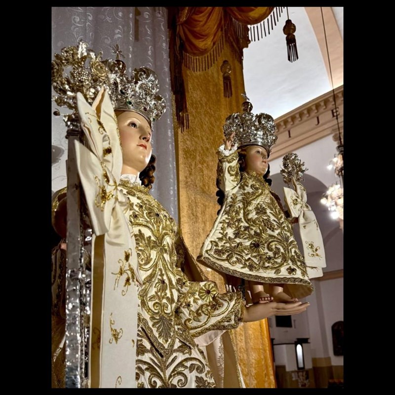 Il nuovo abito della Madonna della Scala di Massafra