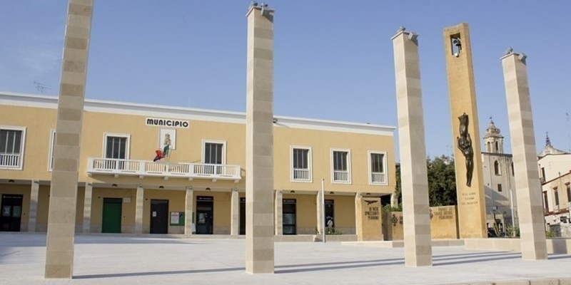 Sindaco vs opposizione: alta tensione sui social