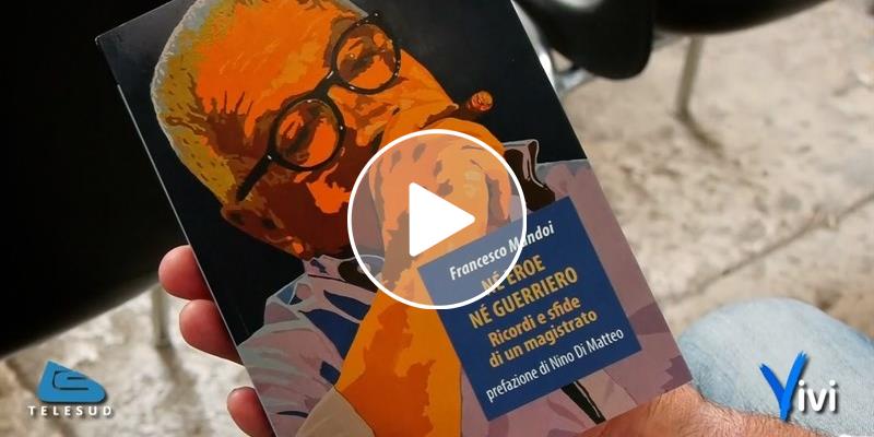 Francesco Mandoi ha presentato il libro "Né eroe né guerriero"