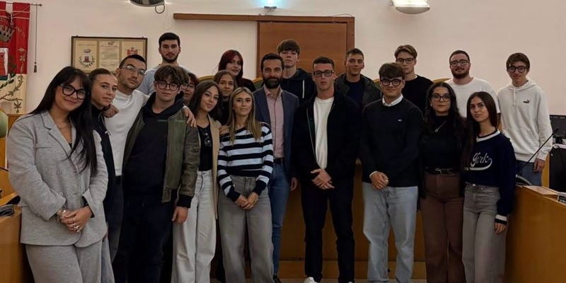 Foto di rito in sala consiliare 