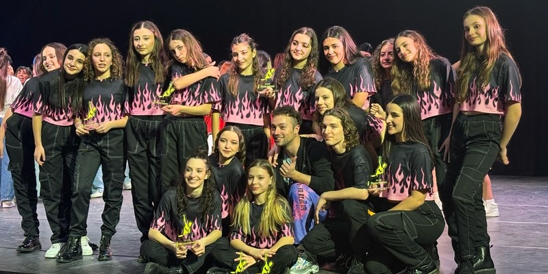 Le ballerine della scuola di danza Artist Academy di Massafra Le ballerine della scuola di danza Artist Academy di Massafra