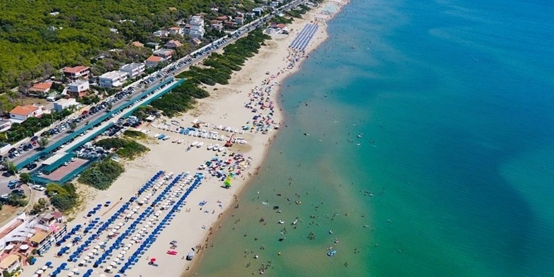 Violenta aggressione in un lido di Castellaneta Marina: attività temporaneamente sospesa
