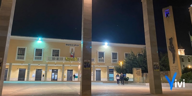Giuseppe Angelillo e Simone Giungato sullo sfondo Giuseppe Angelillo e Simone Giungato sullo sfondo