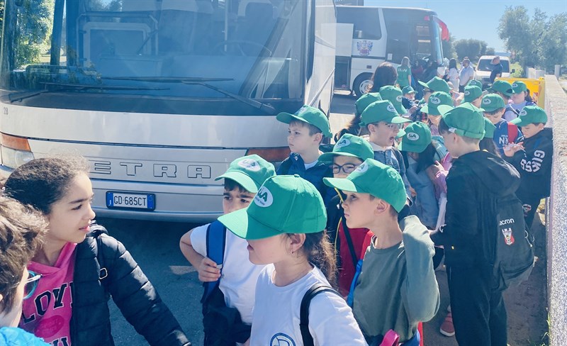 “Scuola in Fattoria”, a “Masserie Amodio” la lezione ha il sapore di libertà