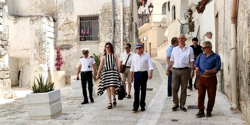 Via La Terra è stata riaperta