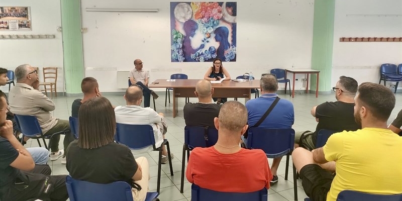 L’incontro con i cartapestai L’incontro con i cartapestai