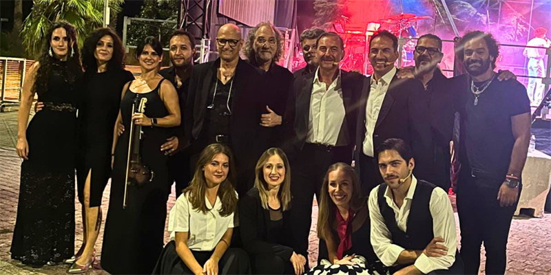 Cast "Tra i Pisci Spada e i Delfini... c'è il mare"