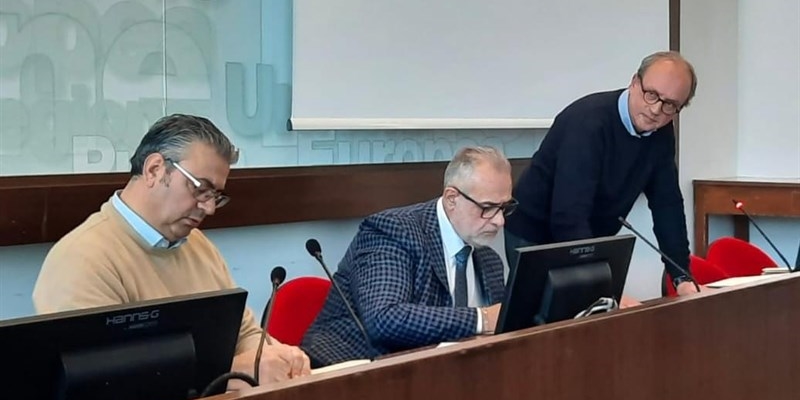 Al centro il presidente De Florio