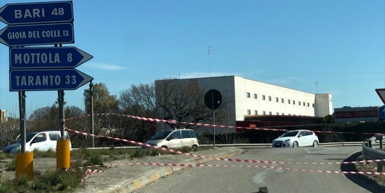 Uno dei tanti incidenti sulla SS100 - repertorio Uno dei tanti incidenti sulla SS100 - repertorio