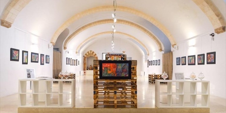 Un mosaico di memoria e impegno per il 25 aprile: l’opera corale dell’associazione Cara