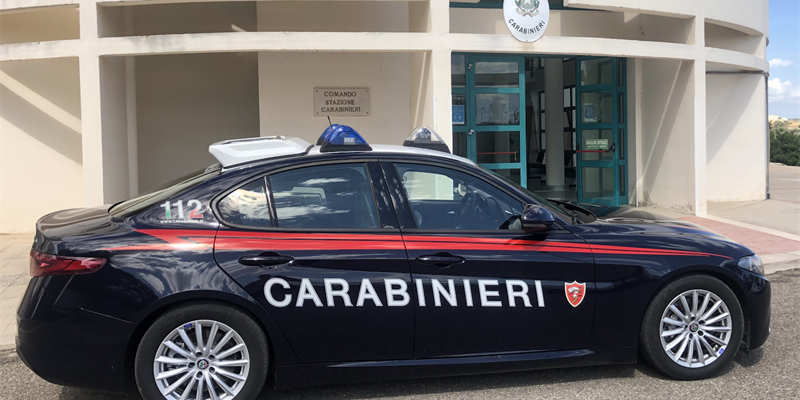 Incubo in famiglia: aggredisce madre e sorella, 42enne ai domiciliari