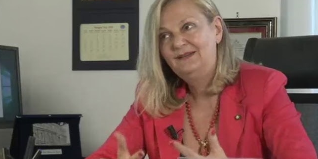 La dottoressa Giuliana Perrotta La dottoressa Giuliana Perrotta