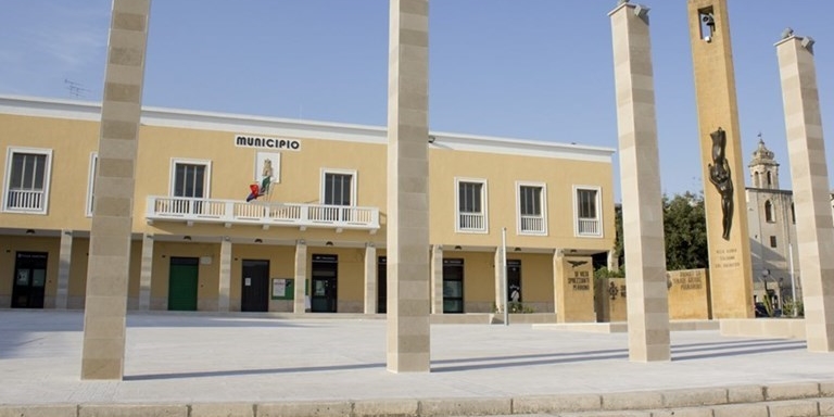il Comune di Castellaneta il Comune di Castellaneta