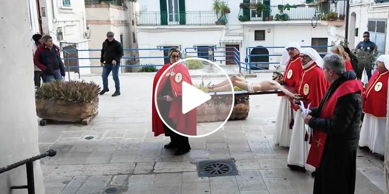Verso la Settimana Santa: ecco la Via Crucis itinerante