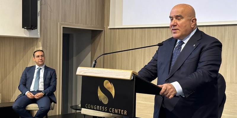 Rosario De Luca, il presidente nazionale dell’ordine dei Consulenti del Lavoro Rosario De Luca, il presidente nazionale dell’ordine dei Consulenti del Lavoro
