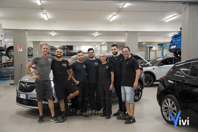  Lavori terminati: la concessionaria Lacatena si presenta con un nuovo look