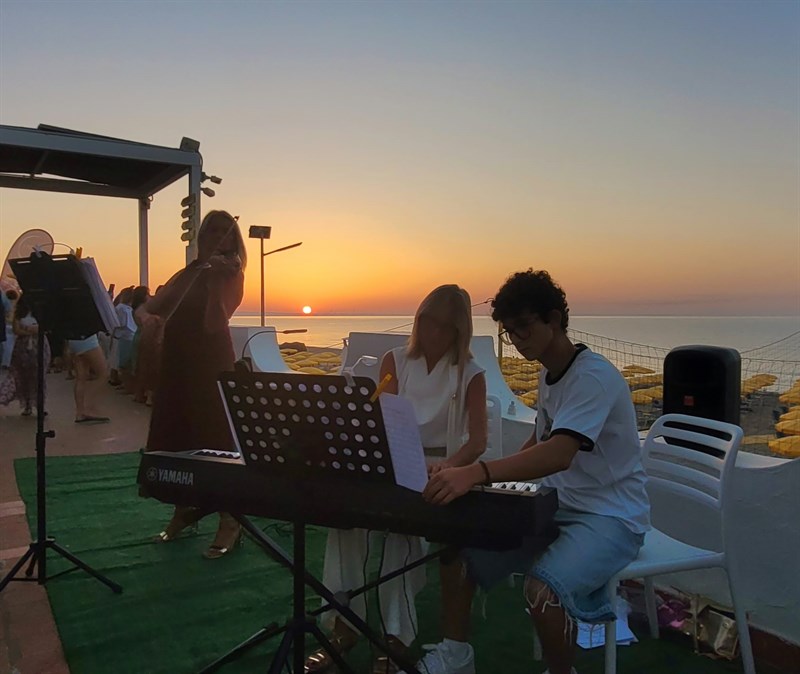 Concerto all'alba: pieno di emozioni a Castellaneta Marina