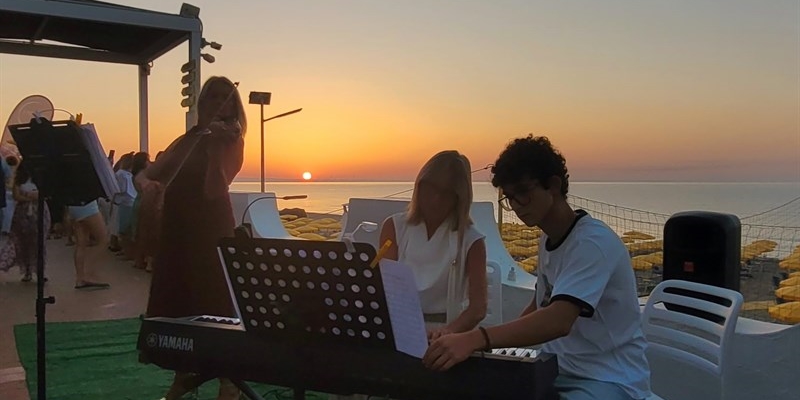 Concerto all'alba: pieno di emozioni a Castellaneta Marina