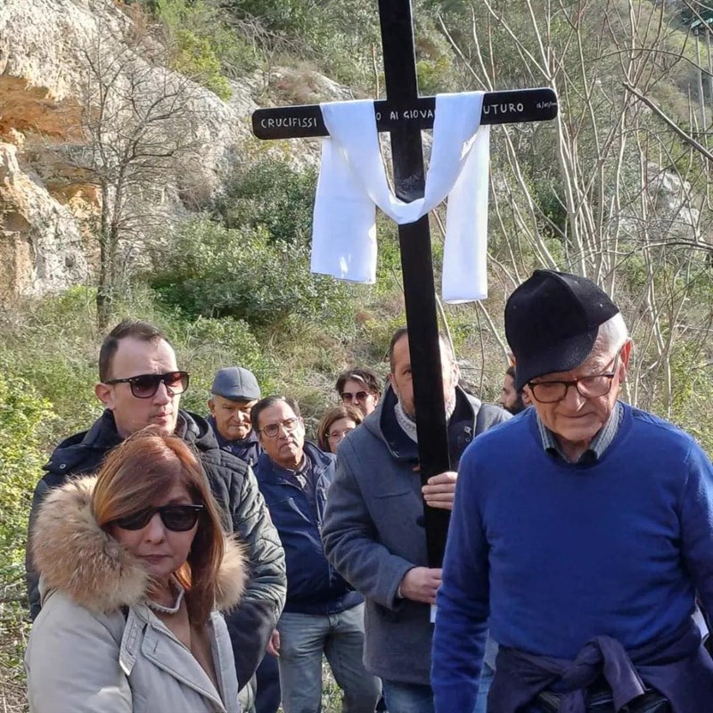 Crucifissi nella gravina Madonna della Scala di Massafra