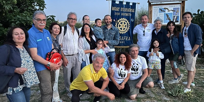 Defibrillatore donato all'Oasi WWF dal Rotary Club Massafra