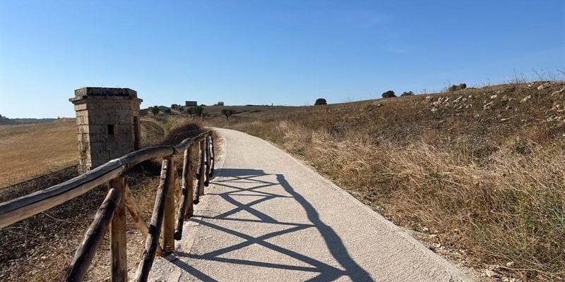 Pista ciclopedonale Pista ciclopedonale