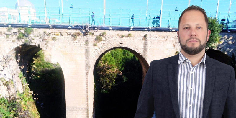 Cosimo Maraglino e il ponte Garibaldi Cosimo Maraglino e il ponte Garibaldi