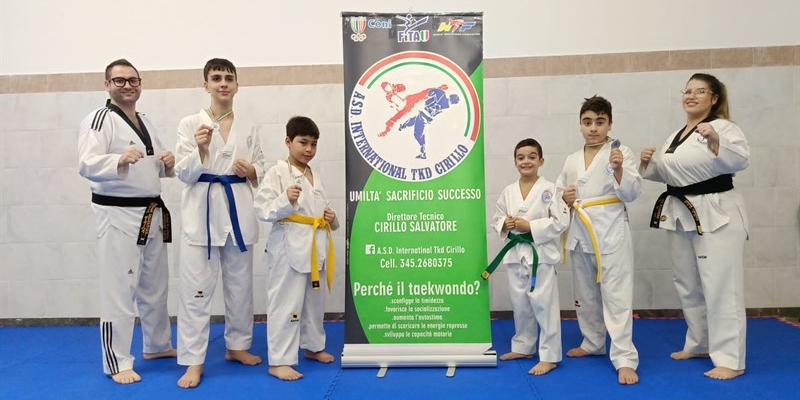 Gli atleti dell'Asd International Taekwondo Cirillo di Palagiano Gli atleti dell'Asd International Taekwondo Cirillo di Palagiano
