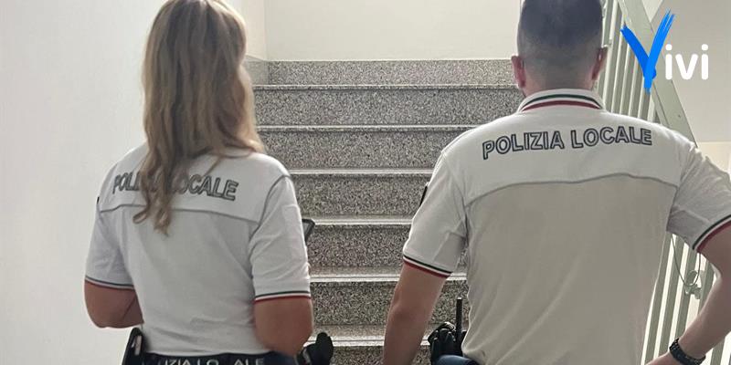 Fiamme in casa: agenti della Polizia Locale salvano una famiglia