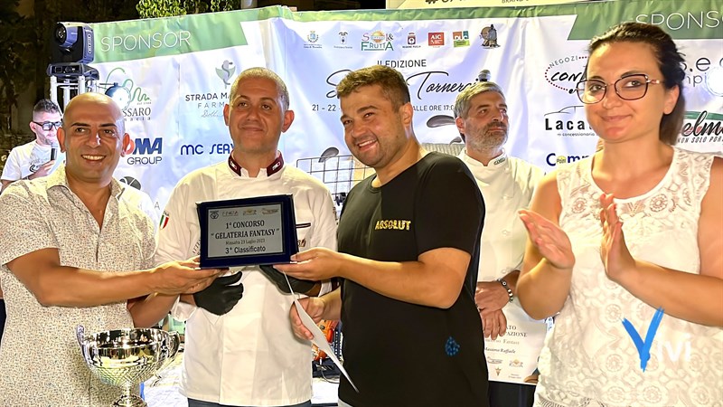 Vito Angiulli e Absolut, terzo posto ex aequo concorso il "migliore Tornerai"