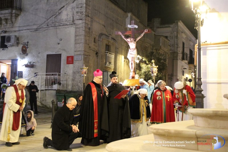la via Crucis delle confraternite è tornata a Ginosa