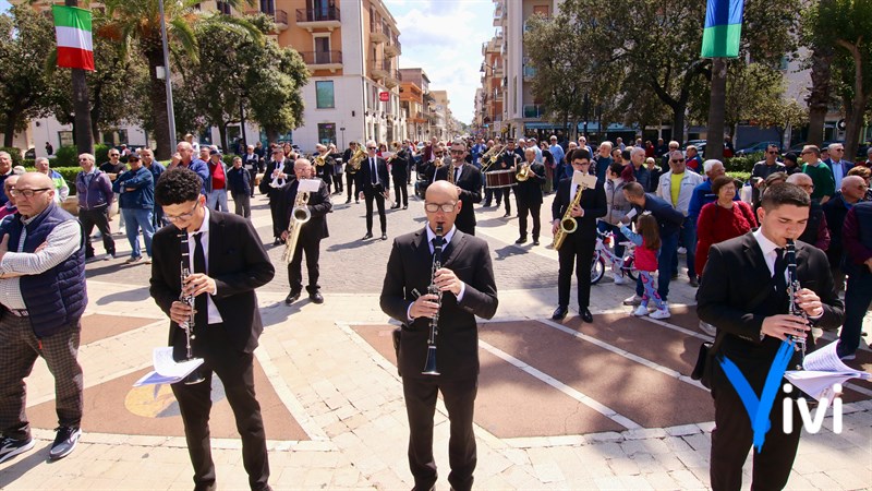La cerimonia del 25 aprile a Massafra