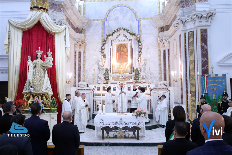 Il Cardinale Zuppi a Massafra: «Siate artigiani di pace e comunità»