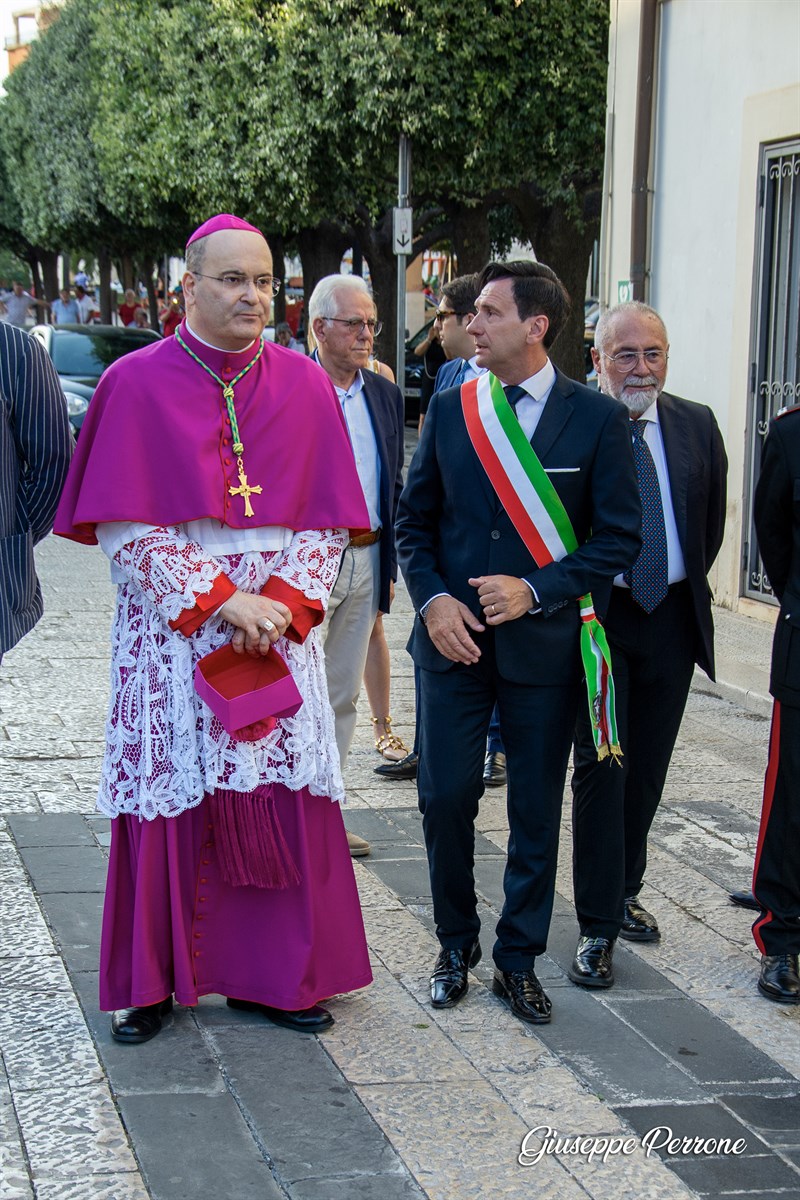 L'ingresso nella vicaria di Laterza di monsignor Sabino Iannuzzi